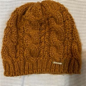 Dakine beanie